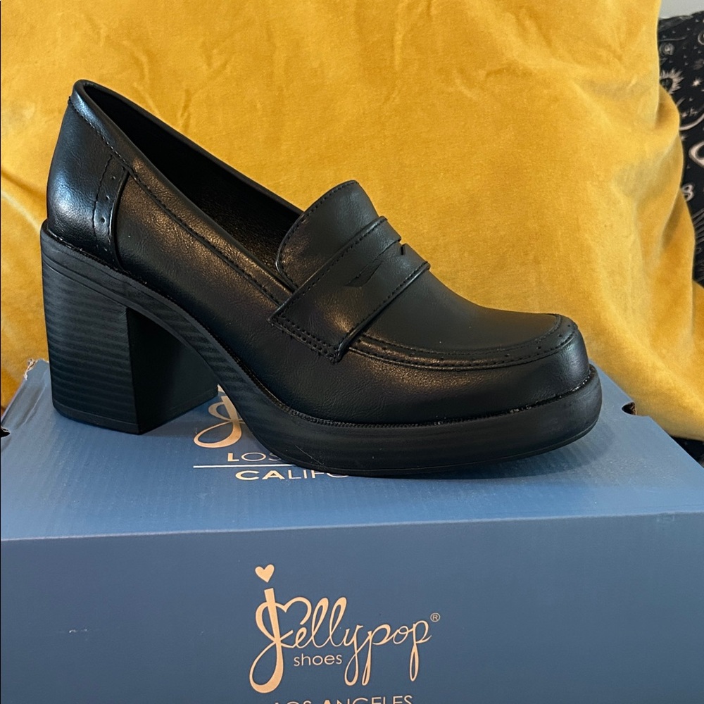 Jellypop Women's Black Chunky Heel Loafers